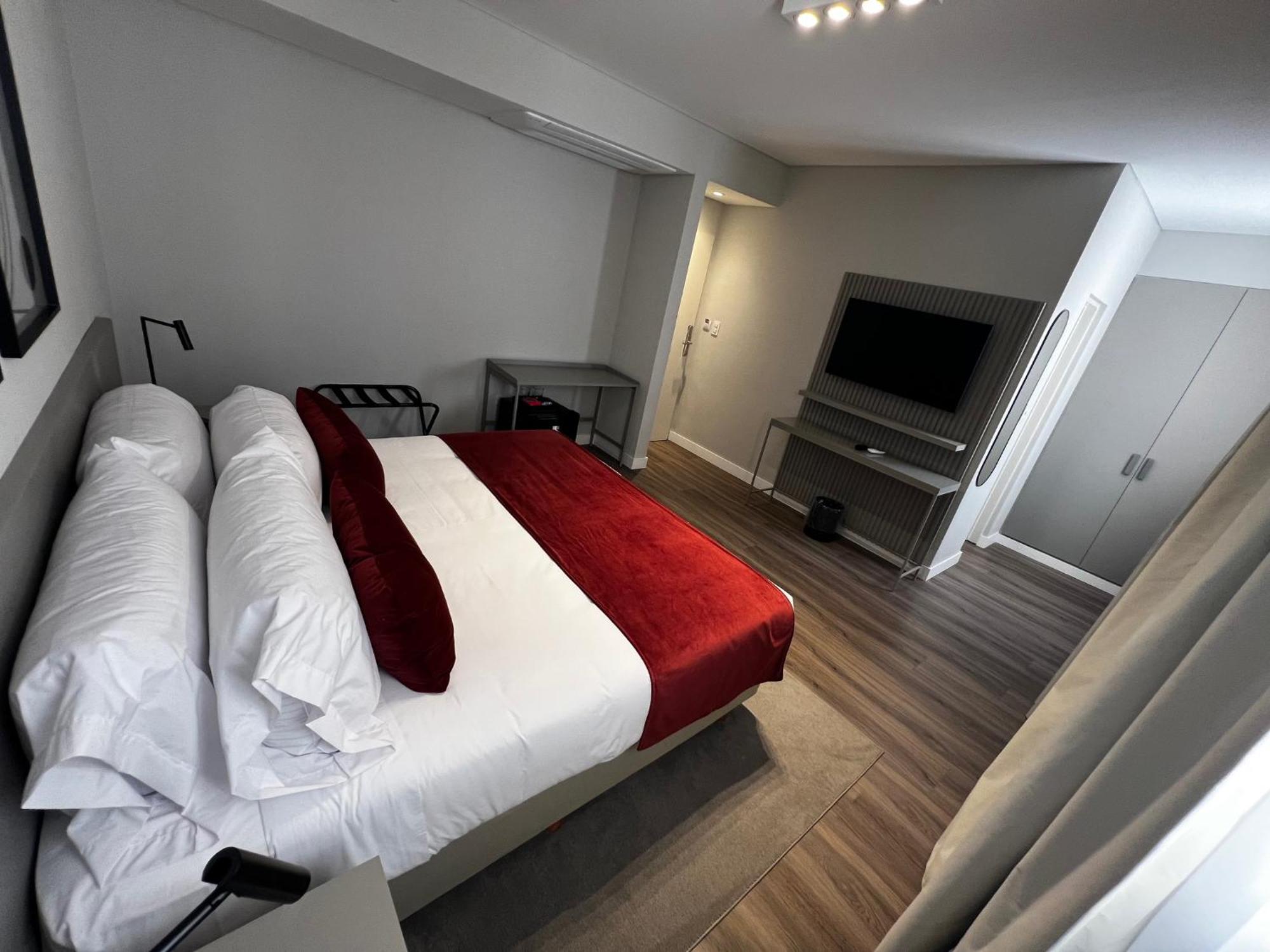Quarto Standard com Cama de Casal ou 2 de Solteiro