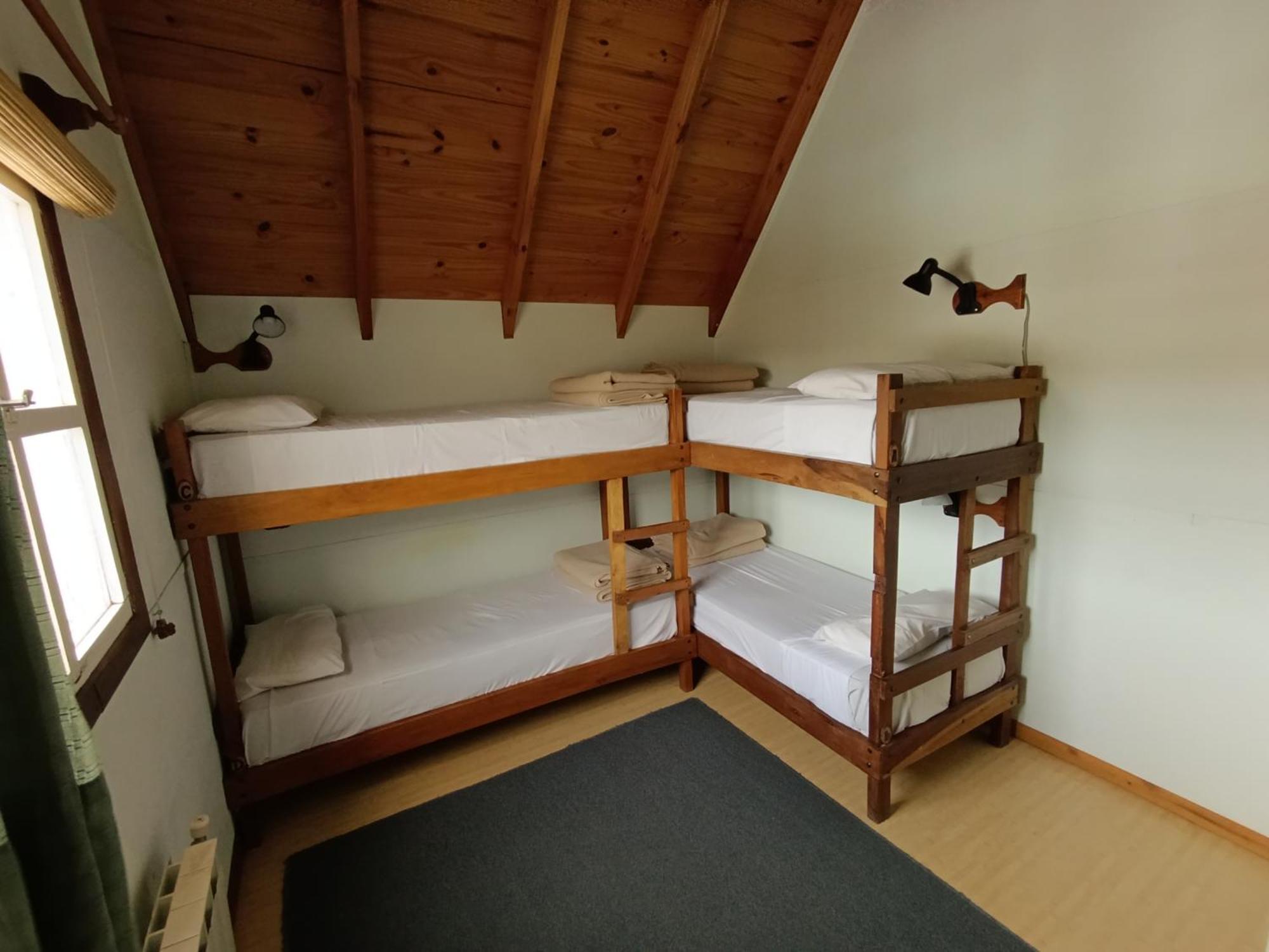 Cama individual en habitación compartida - 4 camas