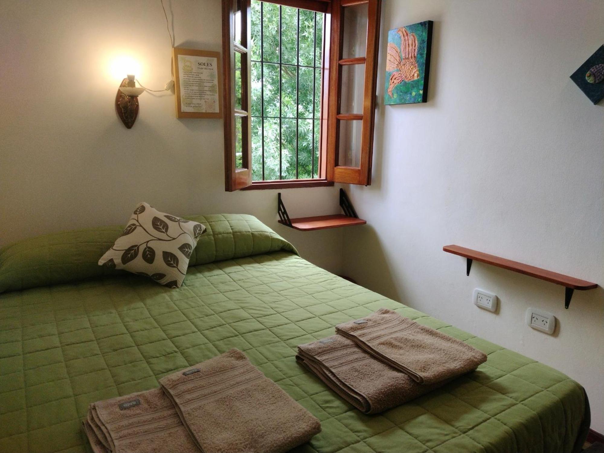Habitación con baño compartido - Cama grande