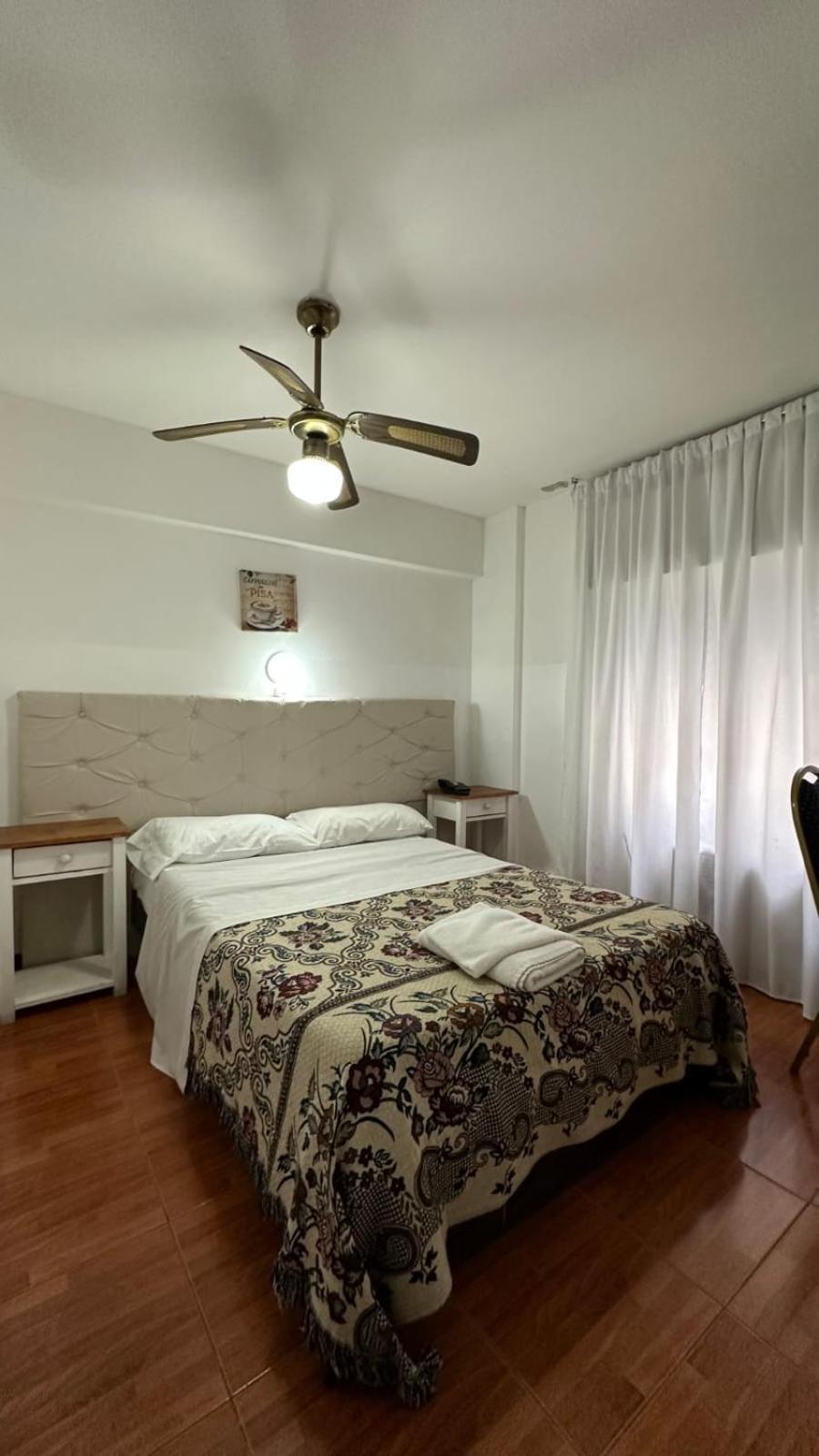 Habitación Doble con baño privado