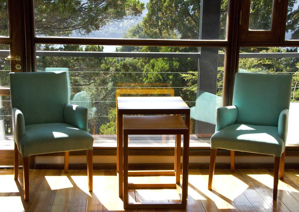 Suite Deluxe com Vista Lago