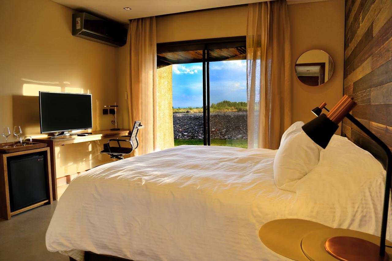 Suite Júnior com Vista Jardim