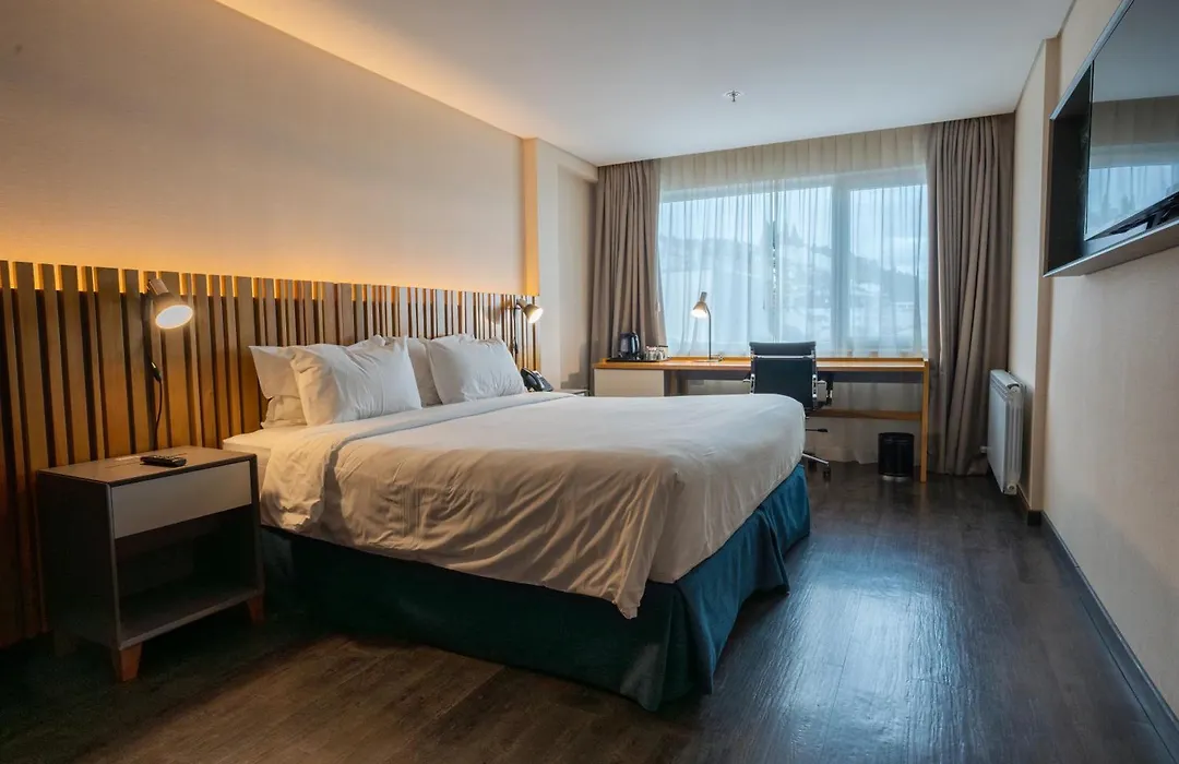 Hampton By Hilton Bariloche-1