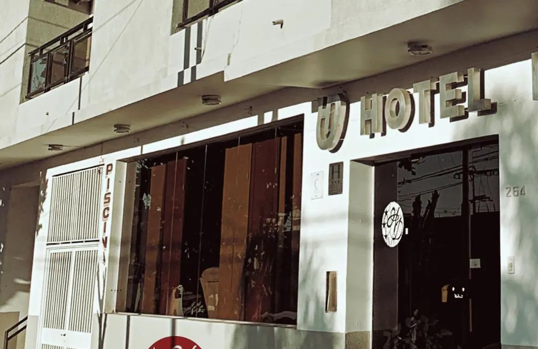 Hotel Dora-1
