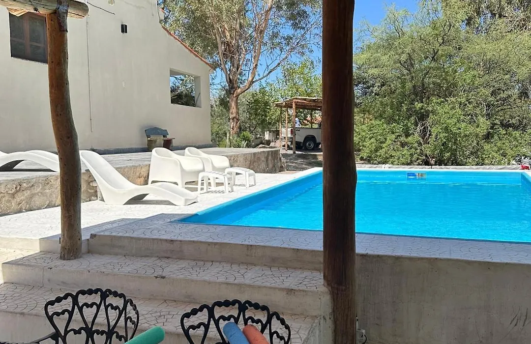 EL PEDREGAL - Casa rural en Cafayate pileta exclusiva-1