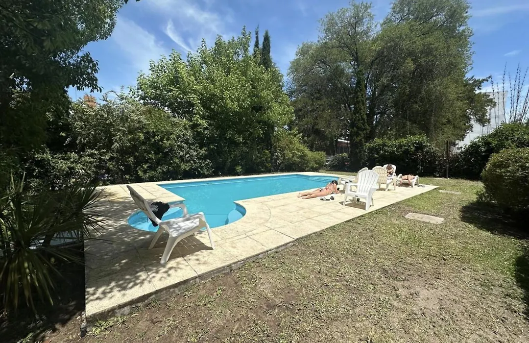 Monserrat Bungalows Con pileta y parrilla-1