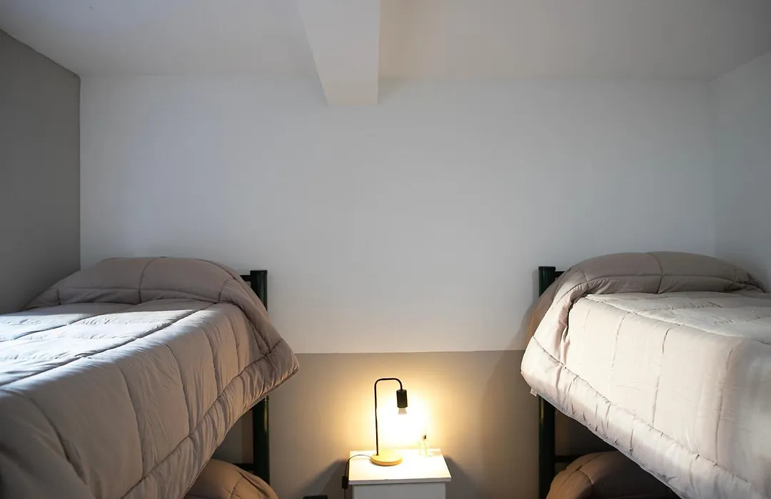 Yaghan Hostel-1