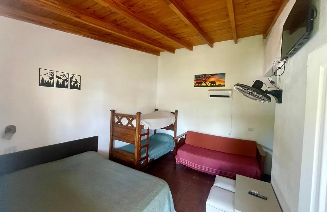 Hostal El Trébol - Tanti-1