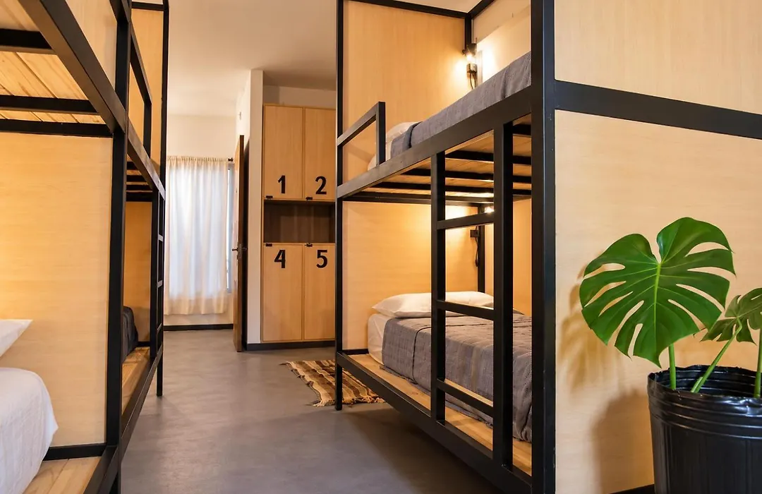 Hostel Cha-1