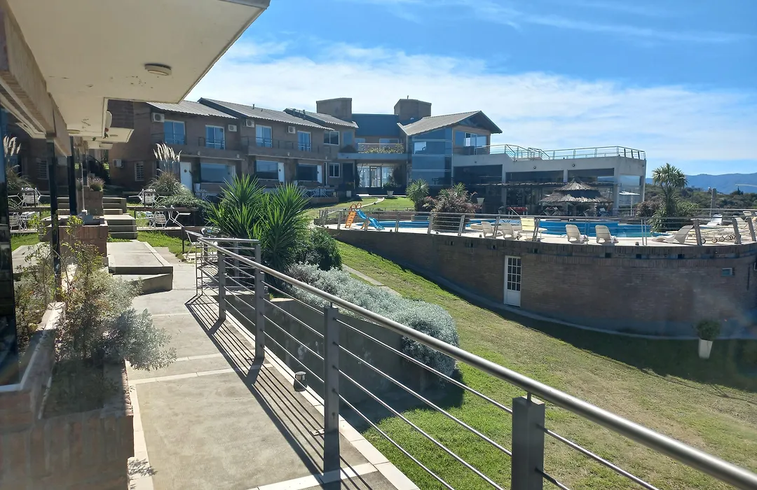 Ernestina Village Resort Apart & Suites-1