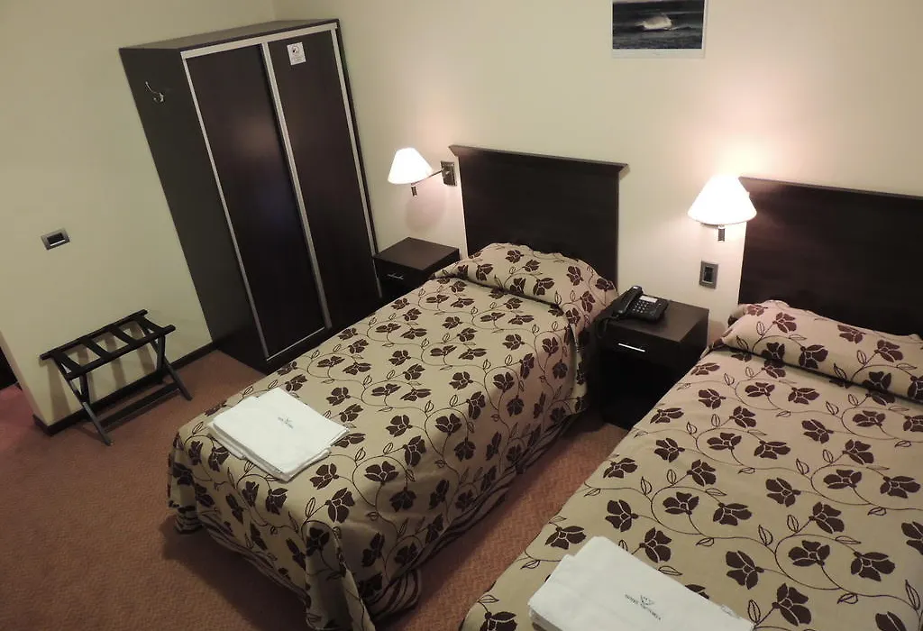 Hotel Victoria-1
