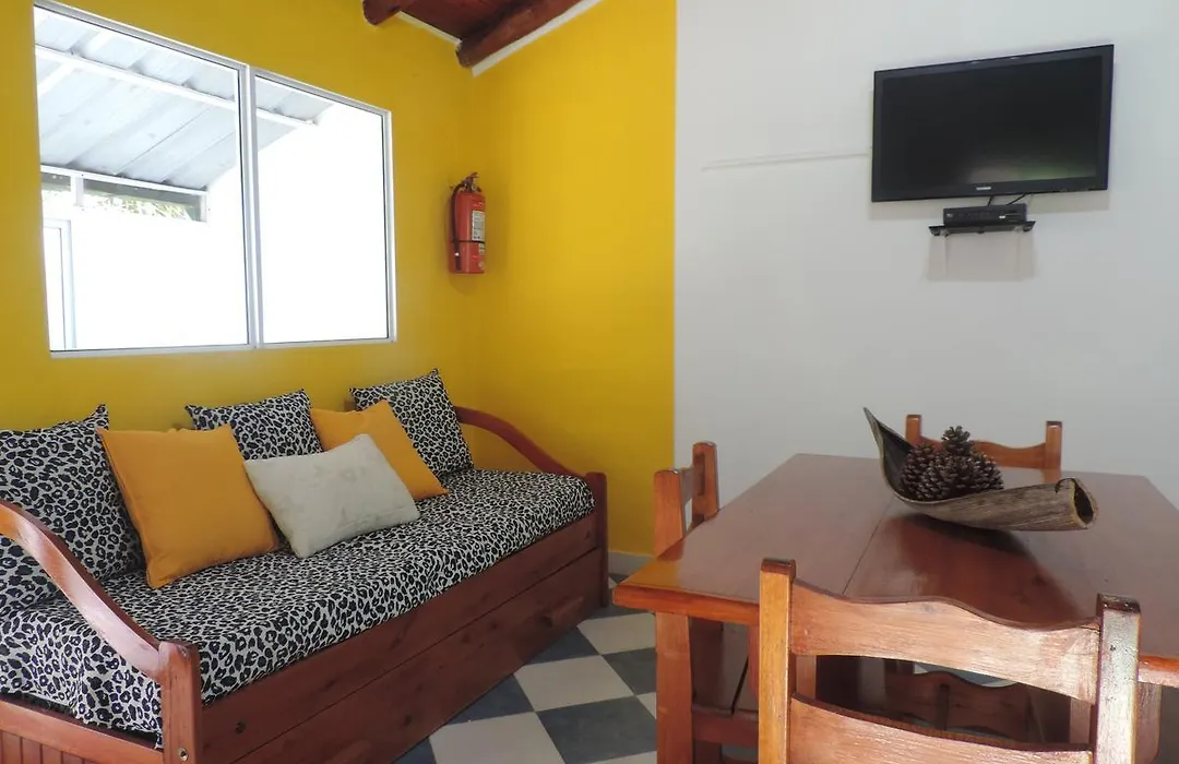 Bungalows Termas De Concordia "El Pinar"-1
