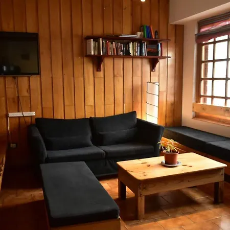 Cinerama Hostel-2