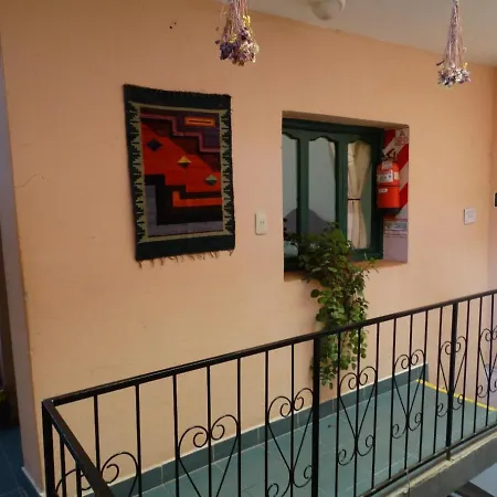 Hostal Milmahuasi Iruya-3