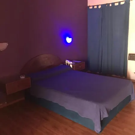 Hotel-Alojamiento Candilejas-2