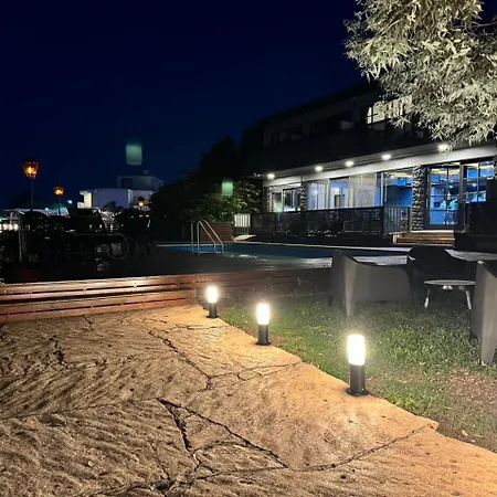 Nuevo Hotel Ciervo de Oro- By HVH-3