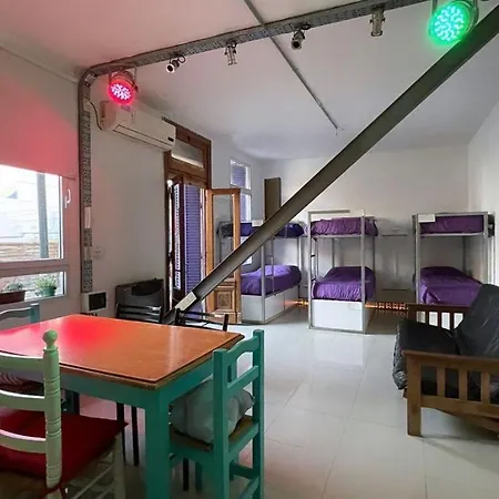 High Hostel Rosario-3