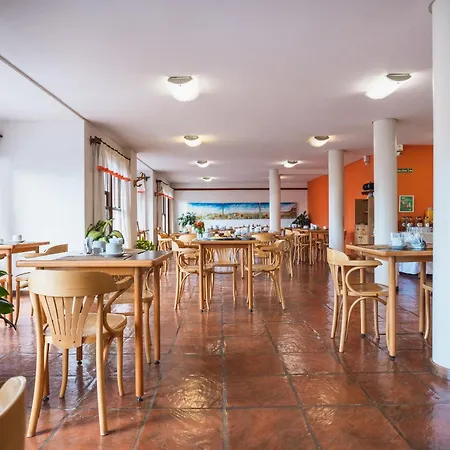 Hotel Bahia Nueva-3