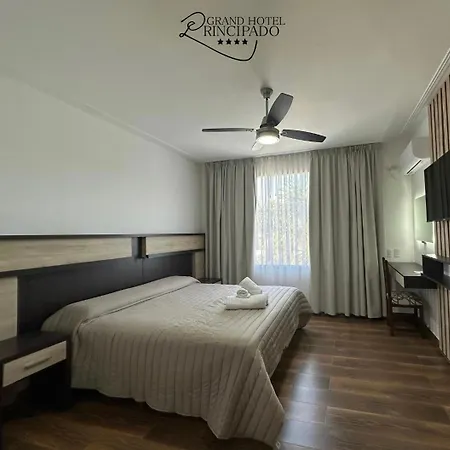 Grand Hotel Principado-3