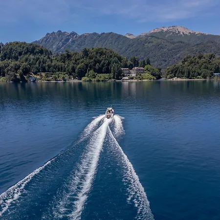 Correntoso Lake & River Hotel-3