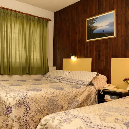 M382 Hotel Bariloche-3