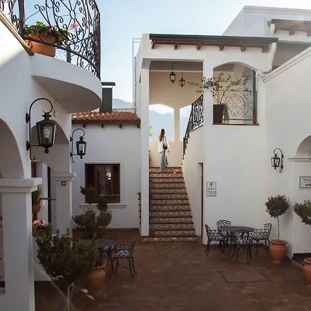 Iraola Hotel Boutique-3