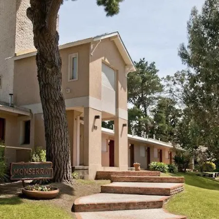 Monserrat Bungalows Con pileta y parrilla-2