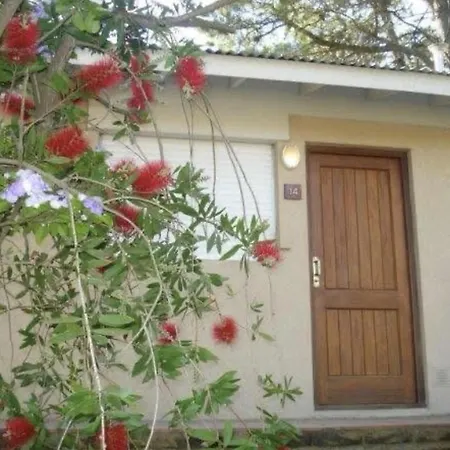 Monserrat Bungalows Con pileta y parrilla-3