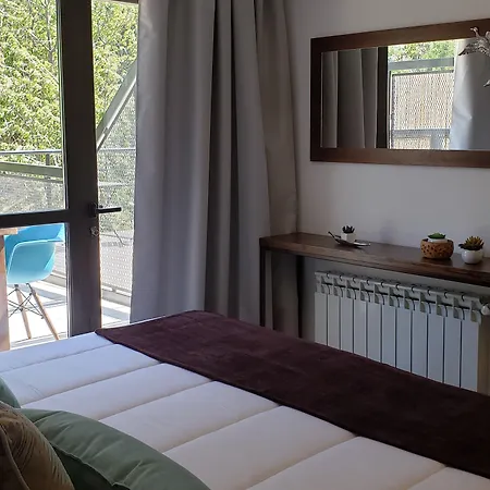Urbana Suites&Studios 440-3