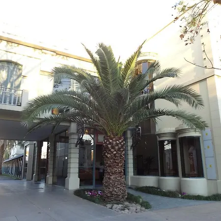Hotel Plaza Rafaela-3