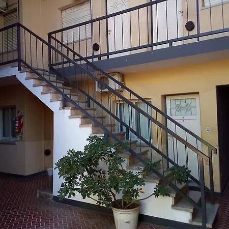 Petit Hotel-2