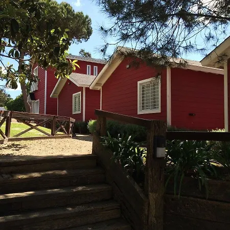 Cabanas Rojas-2