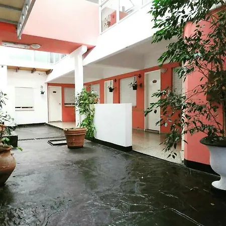Hotel Jardin Del Lago-3