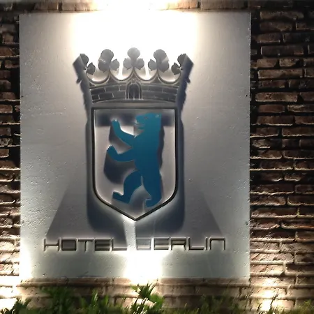 Hotel Berlin Pinamar-3