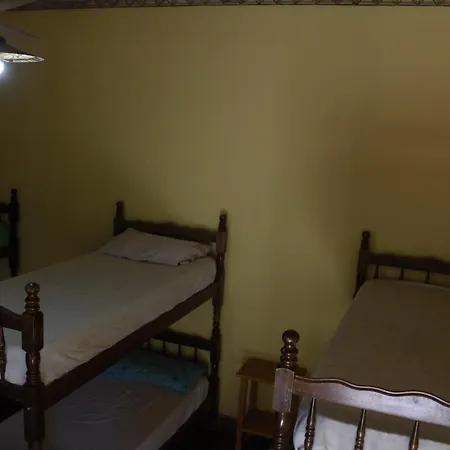 Hostel Road Runner-2