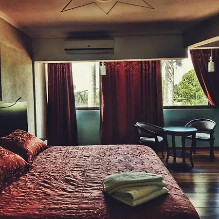 Hotel Latino-2