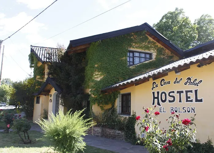 La Casa del Arbol - Hostel El Bolsón, Argentina