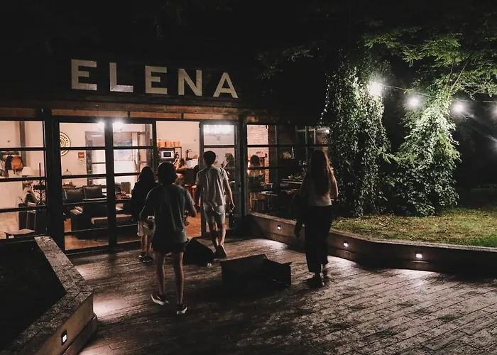 Elena Hostel Tandil, Argentina
