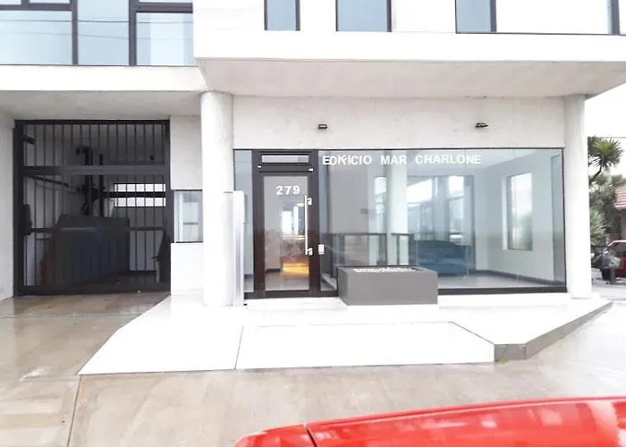 Apartamento Frente al mar charlone Mar del Plata, Argentina