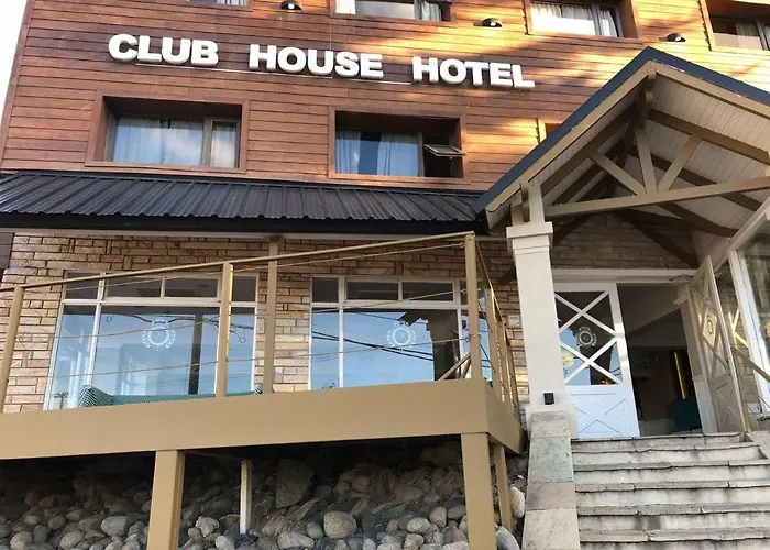 Club House Hotel