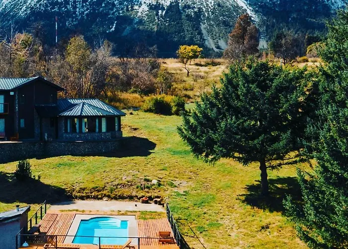 Cabanas Laderas Del Piltri