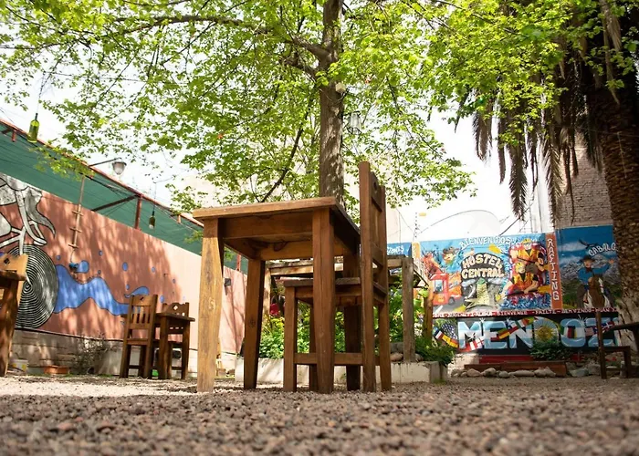 Hostel Central