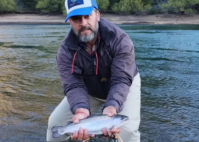 BARDAS del LIMAY DORMI-con HIDROMASAJE - totalmente EQUIPADO Plottier, Argentina