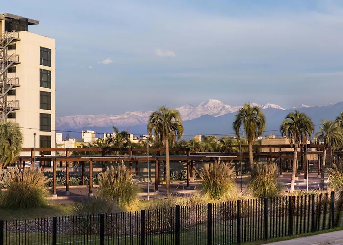 Hotel Esplendor By Wyndham Mendoza Maipú, Argentina