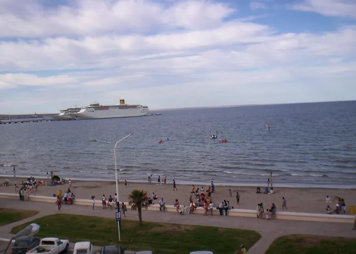 Costanera Hotel