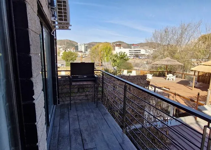 Vivisierras, Duplex de categoría centro Carlos Paz vista frente al lago, 3 dormitorios, 2 baños, acceso inteligente Villa Carlos Paz, Argentina