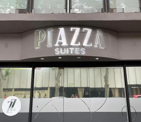 Piazza Suites 3