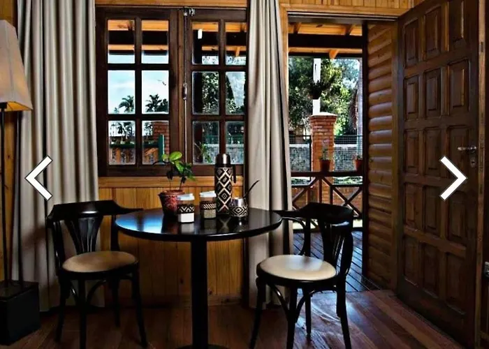 Cabanas Paseo Del Yacaratia Puerto Iguazú, Argentina