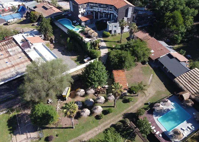 Capri Hotel Y Cabanas By Cph Villa Carlos Paz, Argentina