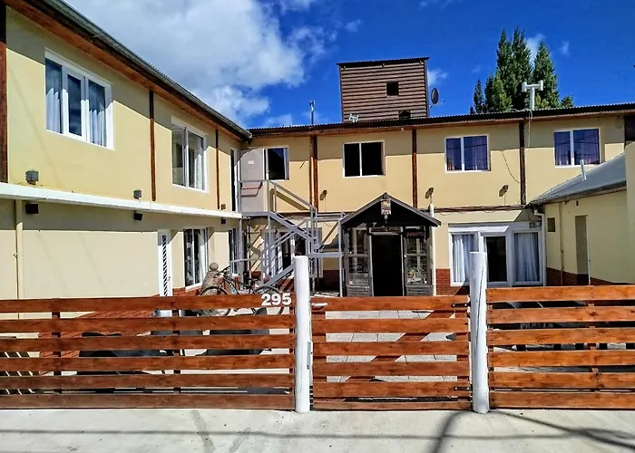 Hostel Elal